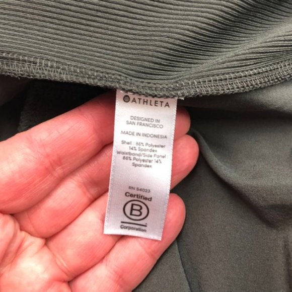 Athleta Charcoal Cropped Pants - Picture 8 of 8